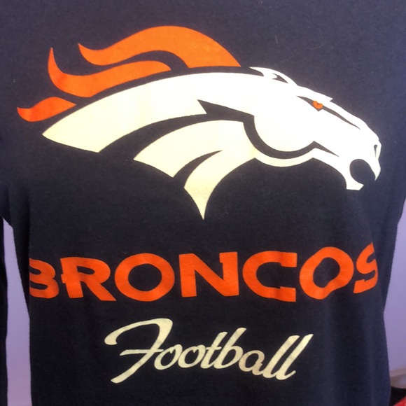 BRONCOS FOOTBALL • NFL TEAM APPAREL • WOMENS LONG SLEEVE TSHIRT • sz S - Picture 4 of 9